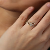 Imperial 1 6CT TDW dijamantski prsten sa tri srca od 10k žutog zlata